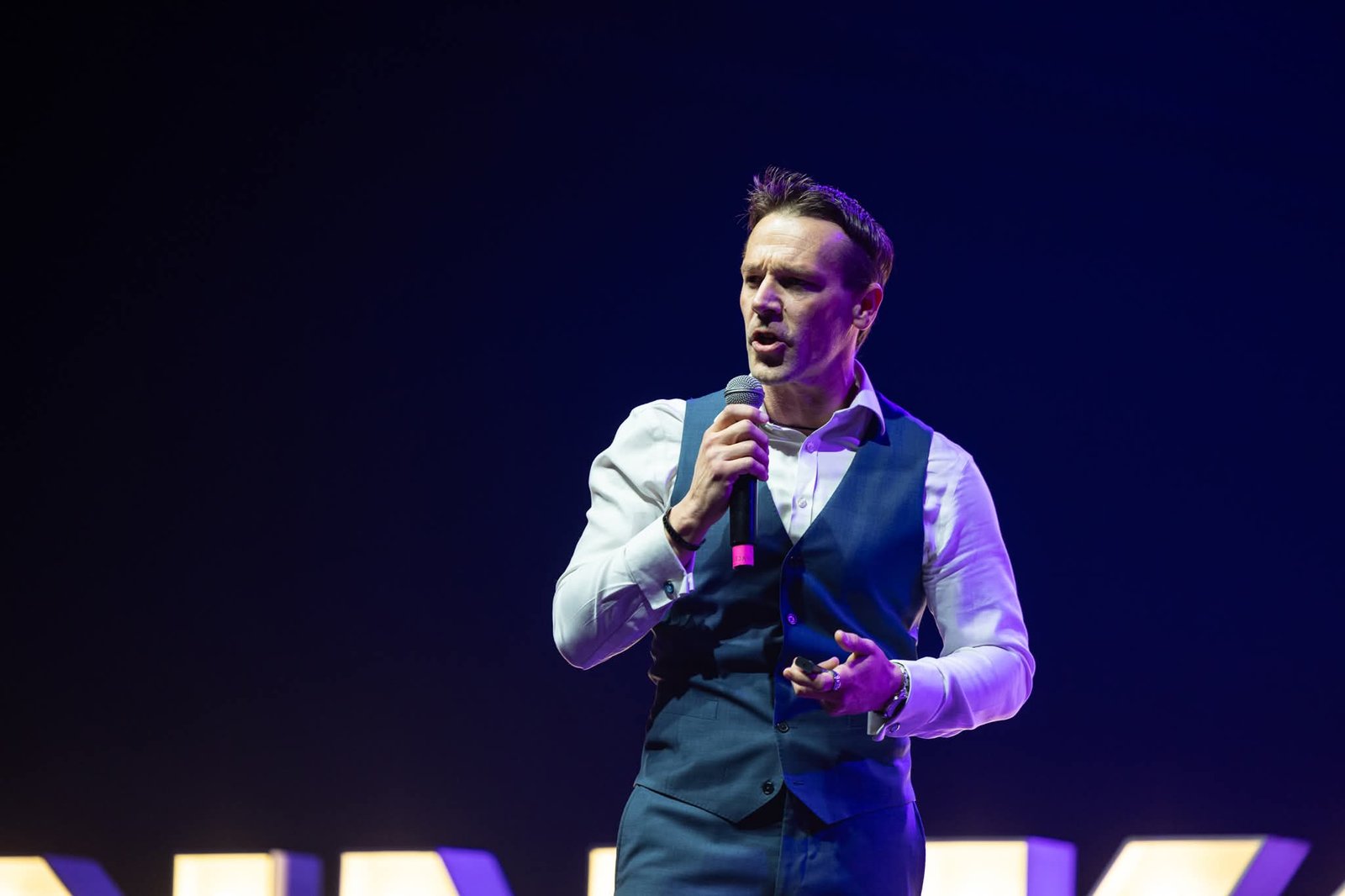 You Become What You Believe: Jay Johnson at Tavo PIN Kodas Festival
